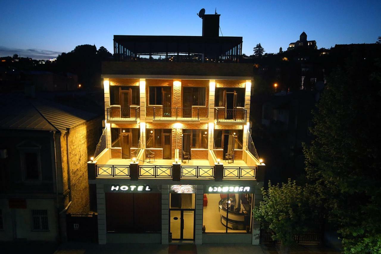Hotel Rero Kʼutʼaisi Exterior foto